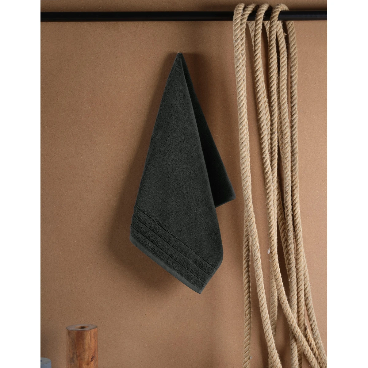 Manamo Areta Jacquard Luks Face Towel Black 50X85