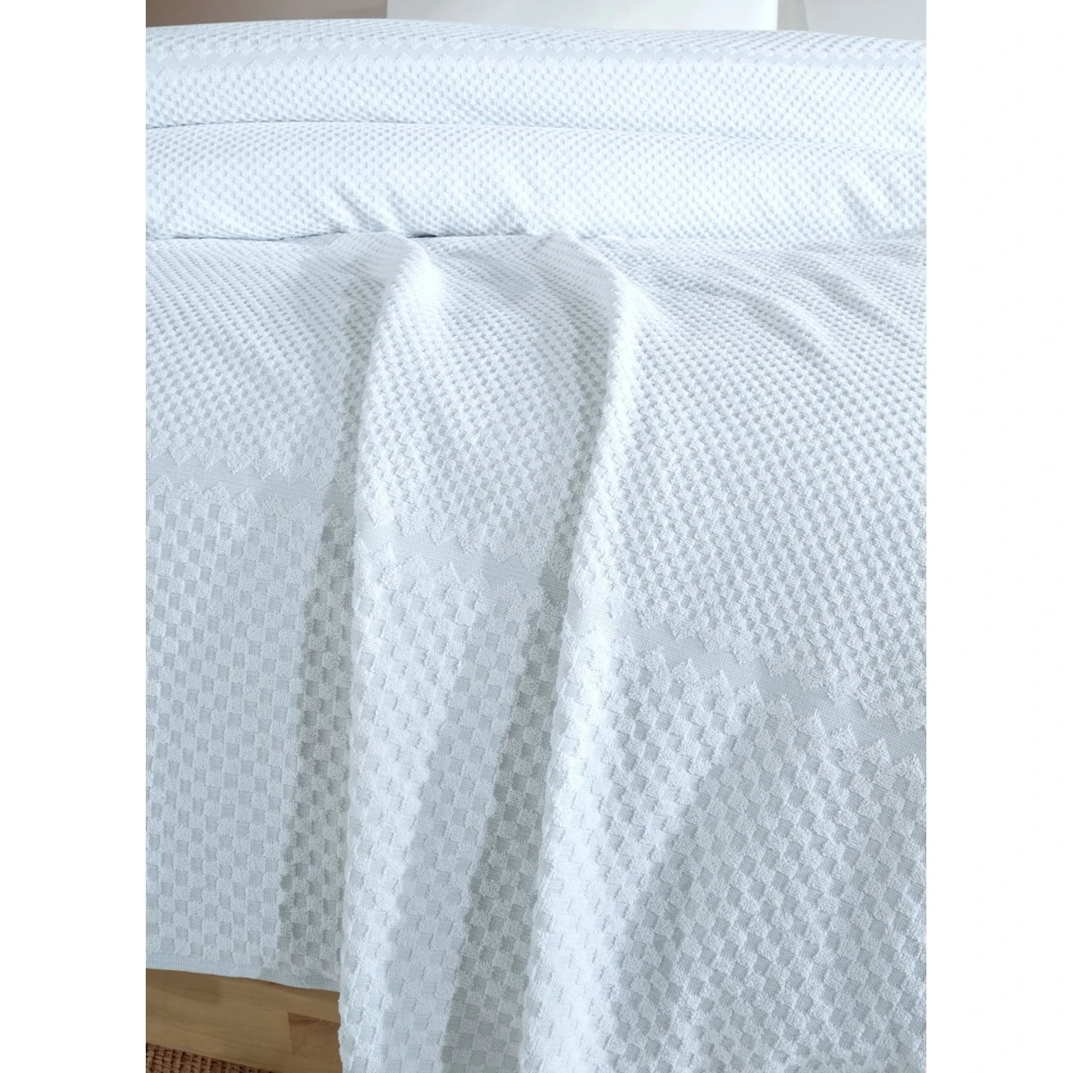 Manamo Kent Pike Cotton Towel White Double Size 220x240 cm
