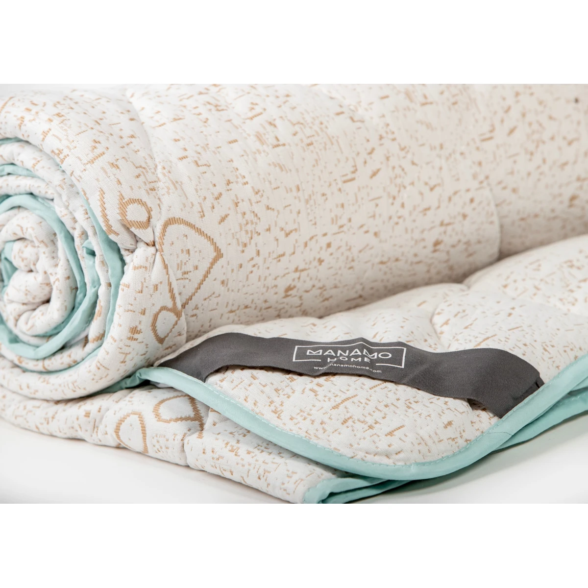 Manamo Knitted Bamboo Quilt Double Size 195x215  